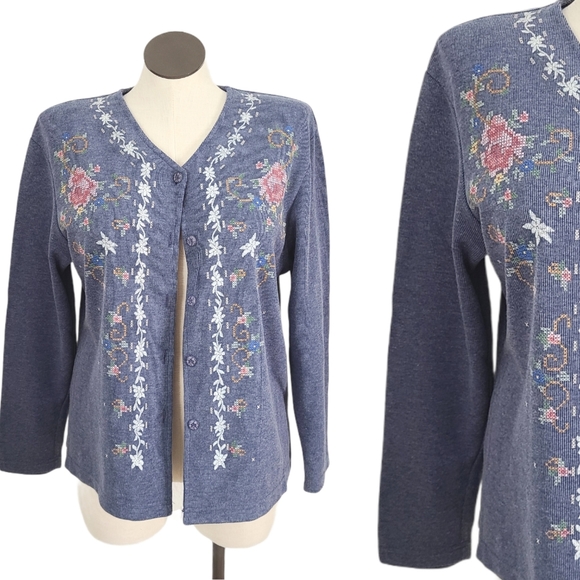 80- 90s Vintage Blue Floral Cottagecore Cardigan